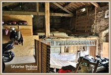 Ancienne ferme rénovée de 190 m², 4 chambres, avec grange, terrain de 11 000m² à Cervières