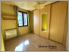 Maison 3 chambres, grand garage, terrain 7600 m²