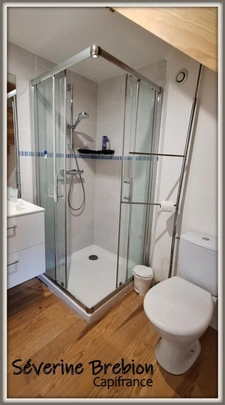 🏡 Maison rénovée en pierre de 166 m², 4 chambres, vaste séjour, dépendance, assainissement OK, avec ancien moulin et terrain de 1,8 hectare à Saint-Rémy-sur-Durolle