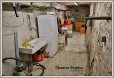 Ancienne ferme rénovée de 190 m², 4 chambres, avec grange, terrain de 11 000m² à Cervières