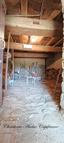 A charming old farmhouse near Cluny, on a plot of land exceeding 5,000 m².