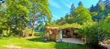 Between Cluny and Charolles, a property complex with 3 gîtes, totaling 190 m², on a 6,000 m² plot.