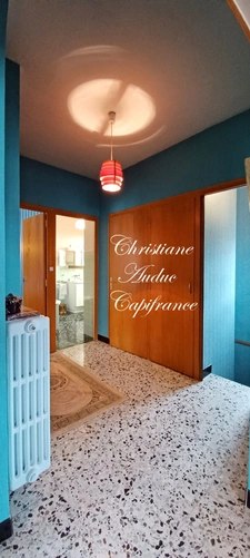 Entre Cluny et Charolles, maison de centre bourg de 153 m², avec 2 logements.