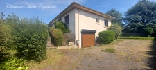 Between Cluny and Charolles, in Saint Bonnet de Joux, house from 1976, with basement, 89 m², on plot of land of 1,160 m²