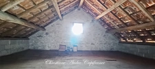Vendenesse les Charolles, in a quiet location, stone and brick house of 136 m², on a plot of 854 m²