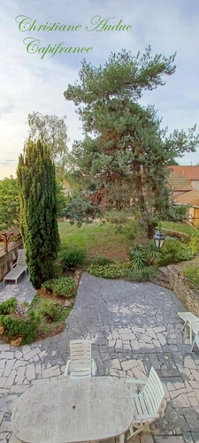 Entre Cluny et Charolles, maison de centre bourg de 180 m² à rénover, sur parcelle de terrain de 508 m²