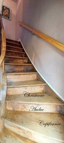 Entre Cluny et Charolles, maison de centre bourg de 153 m², avec 2 logements.