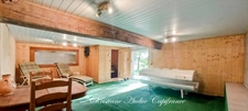 Between Cluny and Charolles, a property complex with 3 gîtes, totaling 190 m², on a 6,000 m² plot.