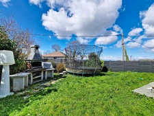 BEAUMONT – Maison individuelle – 130 m² habitables – 3 chambres – terrain clos de 663 m² sans vis-à-vis