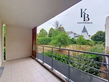 VETRAZ MONTHOUX, appartement T3 de 69 m² avec 2 terrasses, parking et garage