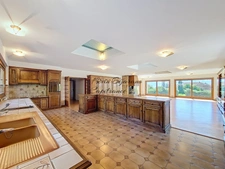 VETRAZ-MONTHOUX – Maison individuelle de 270 m² – Pièce de vie 110 m² – Terrain 4 851 m² sans vis-à-vis