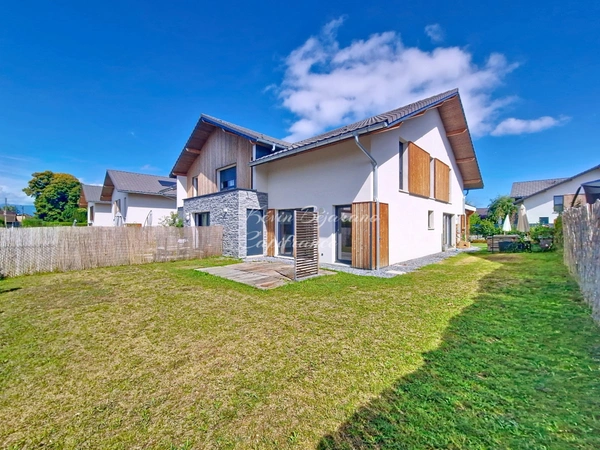 Appartement en duplex et rez-de-jardin  T4 à louer  CHENS SUR LEMAN (74)