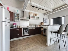 Loft - Duplex inversé (souplex) atypique à vendre - 5 pièces - 180 m² - proche douane commerces transports - COLLONGES SOUS SALEVE (74)