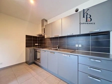 VETRAZ MONTHOUX, appartement T3 de 69 m² avec 2 terrasses, parking et garage