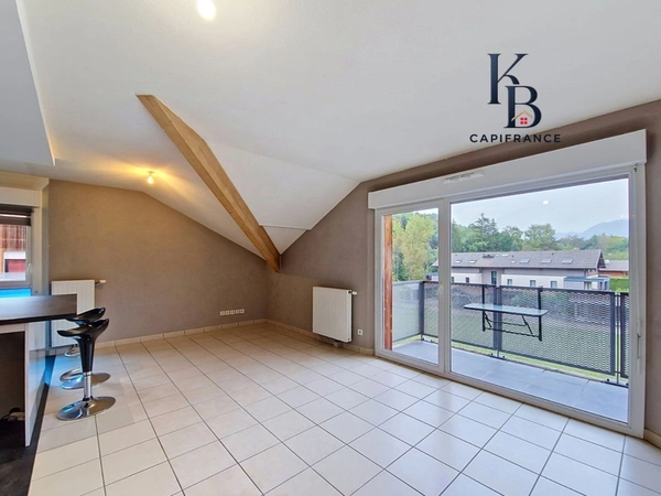 SAINT MARTIN BELLEVUE - A LOUER - T3 avec garage - Location meublée