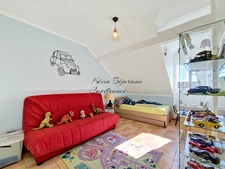 REIGNIER-ÉSERY – Maison mitoyenne 105 m² – 3 chambres – jardin – double garage