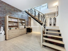 Loft - Duplex inversé (souplex) atypique à vendre - 5 pièces - 180 m² - proche douane commerces transports - COLLONGES SOUS SALEVE (74)