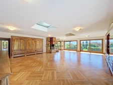 VETRAZ-MONTHOUX – Maison individuelle de 270 m² – Pièce de vie 110 m² – Terrain 4 851 m² sans vis-à-vis