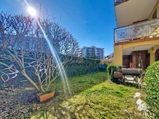 GAILLARD – Appartement T4 en rez-de-jardin avec garage