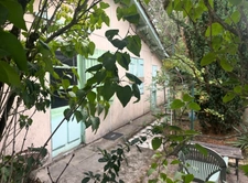 Maison, plus studio 30 m2, un garage à réhabiliter à vendre 5 pièces PESSAC (33)