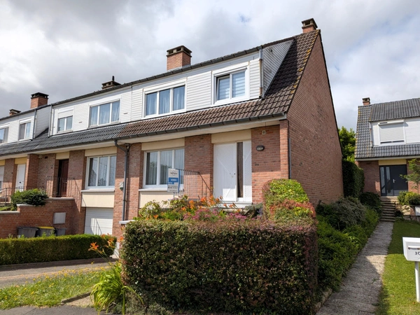 MAISON SEMI INDIVIDUELLE EN EXCLUSIVITE