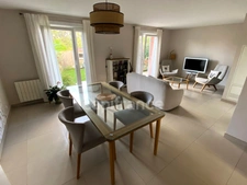 MAISON 4 CHAMBRES - JARDIN - GARAGE