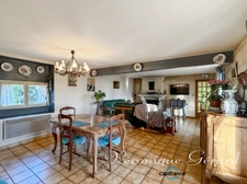 Maison de 134 m² de plain-pied, en pierre, sur plus de 5880 m²