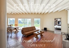 Equestrian property on over 4 hectares with a 133 m² house