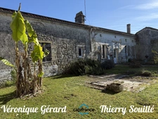 Maison en pierre de 114 M² partagée entre Histoire et Modernité