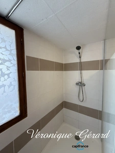 Ensemble immobilier de 300M² 11 pièces sur environ 2976 M²