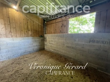 EQUESTRIAN PROPERTY ON MORE THAN 10 HECTARES  