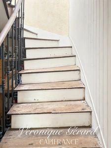 IDEAL Famille ou Investisseurs Maison en Pierre avec cours, jardin et grange