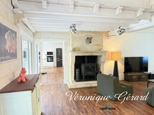 MAISON FAMILIALE ET LUMINEUSE 4 CHAMBRES AVEC PISCINE ET JARDIN ENTIEREMENT CLOS