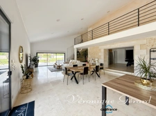 Propriété Equestre avec maison en Pierre de 250 M² avec carrière de 60X40