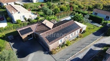 Ensemble immobilier Maison principale de 170 M² et Gîte de 80 M² pour une surface habitable totale de 250 M²
