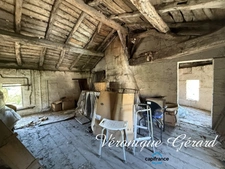 BELLE MAISON EN PIERRE DE TAILLE DE 252 M², 7 CHAMBRES, COMBLES AMÉNAGEABLES, JARDIN PAYSAGER,3 GARAGES
