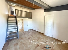 Ensemble immobilier de 300M² 11 pièces sur environ 2976 M²