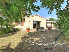 Maison Plain-Pied de 173 M² 6 chambres sur plus de 3000 m² de terrain.