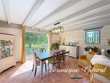 Maison Plain-Pied de 173 M² 6 chambres sur plus de 3000 m² de terrain.