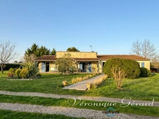 Maison de 134 m² de plain-pied, en pierre, sur plus de 5880 m²
