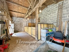 Belle Girondine avec Gîte et boxes pour chevaux à SAINT CHRISTOPHE DE DOUBLE sur 12000M² de terrain. 