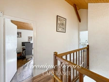 Belle Girondine avec Gîte et boxes pour chevaux à SAINT CHRISTOPHE DE DOUBLE sur 12000M² de terrain. 