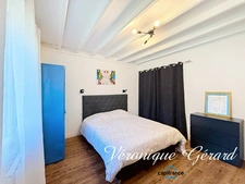 MAISON FAMILIALE ET LUMINEUSE 4 CHAMBRES AVEC PISCINE ET JARDIN ENTIEREMENT CLOS