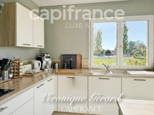Equestrian property on over 4 hectares with a 133 m² house