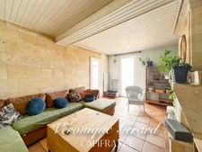IDEAL Famille ou Investisseurs Maison en Pierre avec cours, jardin et grange