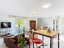 Ensemble immobilier Maison principale de 170 M² et Gîte de 80 M² pour une surface habitable totale de 250 M²