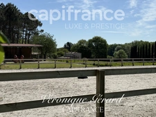 Propriété Equestre de 178 m² avec Longère et Installation Equestre à SALLEBOEUF
