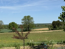 Ancien corps de ferme en pierre du XVIIIe siècle à LAUZUN