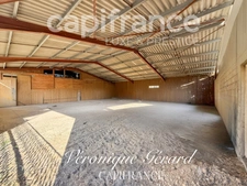 Equestrian property on over 4 hectares with a 133 m² house