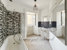 Ancien Presbytère en pierre de 179 M², 8 pièces 